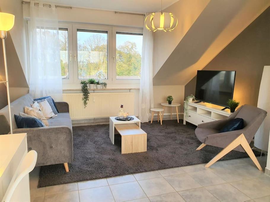 Modernes Und Ruhiges Appartement Mit Loggia مارل المظهر الخارجي الصورة