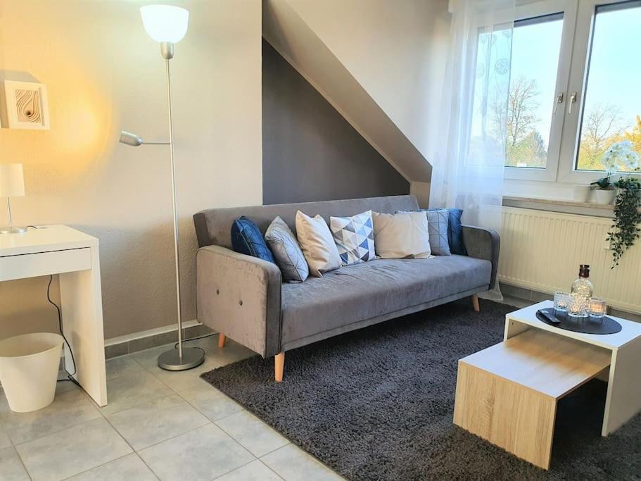 Modernes Und Ruhiges Appartement Mit Loggia مارل المظهر الخارجي الصورة