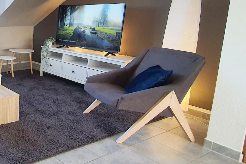 Modernes Und Ruhiges Appartement Mit Loggia مارل المظهر الخارجي الصورة