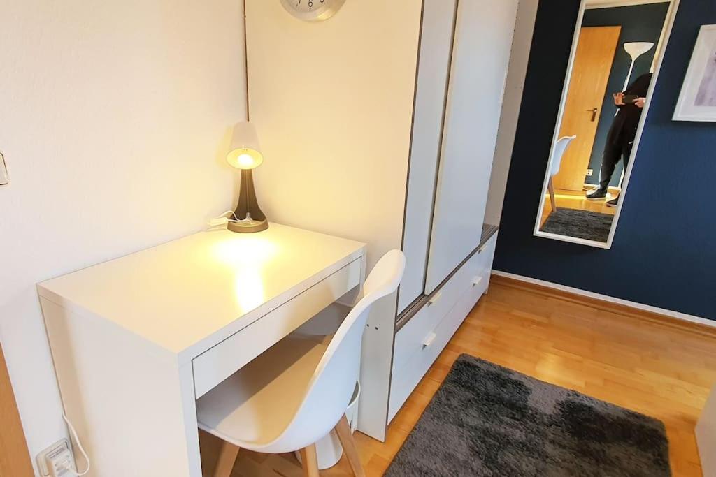 Modernes Und Ruhiges Appartement Mit Loggia مارل المظهر الخارجي الصورة