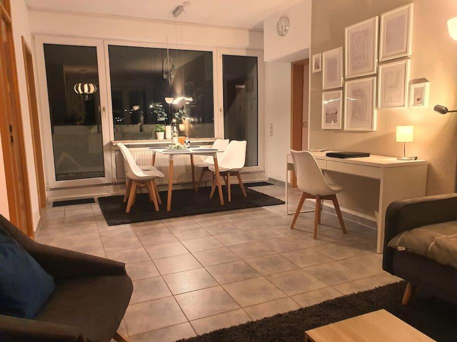 Modernes Und Ruhiges Appartement Mit Loggia مارل المظهر الخارجي الصورة